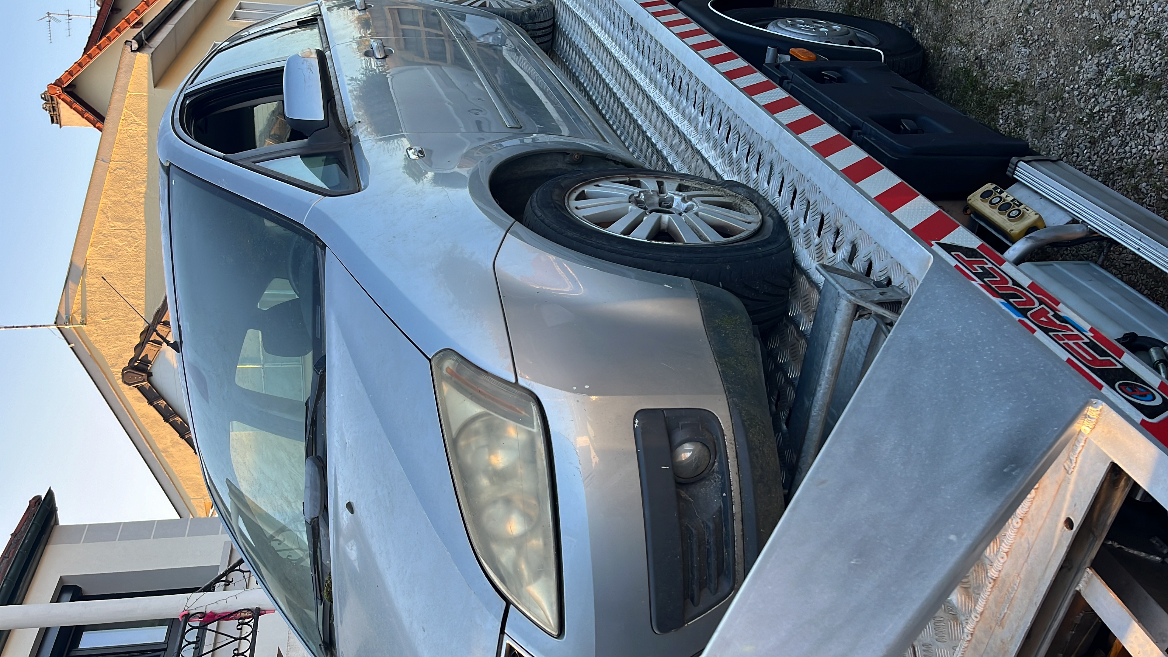 nicolas caballero Dépanneur PL / VL  - Enlèvement epaves  nicolas caballero photo Dépanneur-Remorqueur